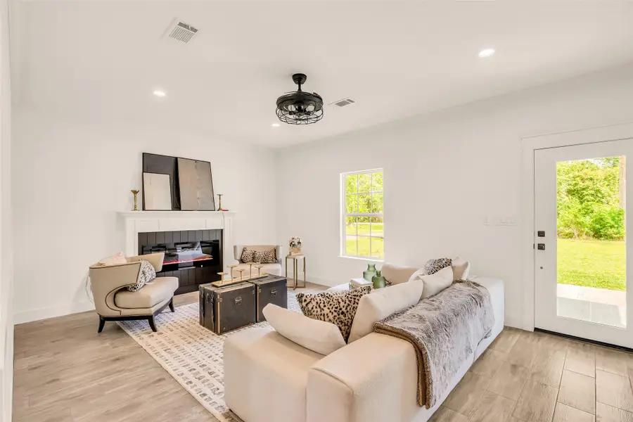 407 Harris Road, Highlands, TX 77562 - #3