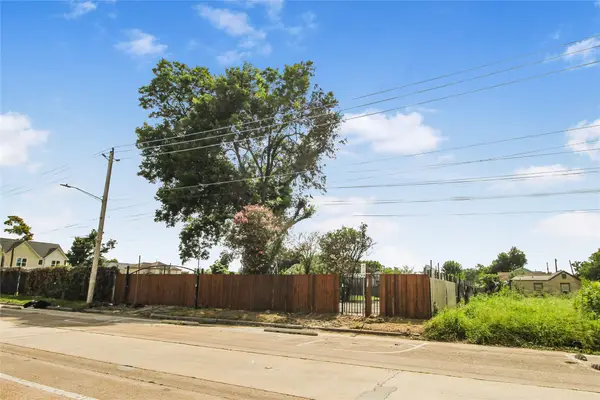 5015 Elysian Street, Houston, TX 77009