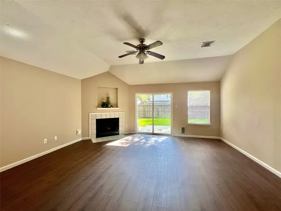 16915 Lighthouse View Drive, Friendswood, TX 77546 - #2