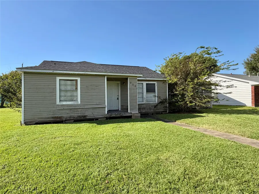 711 W 7th Street, Freeport, TX 77541 - #3