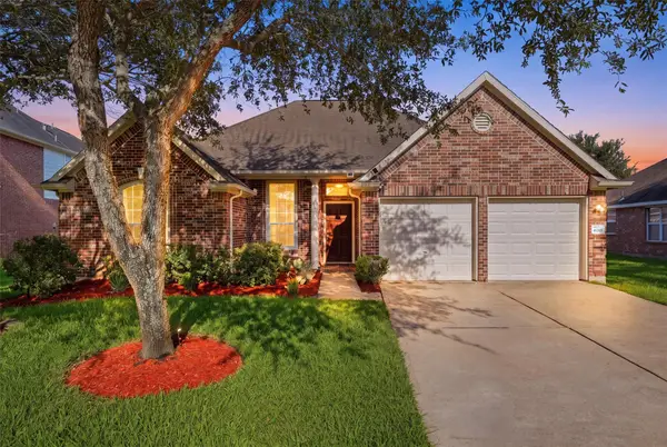 4018 Aerial Brook Trail, Fresno, TX 77545