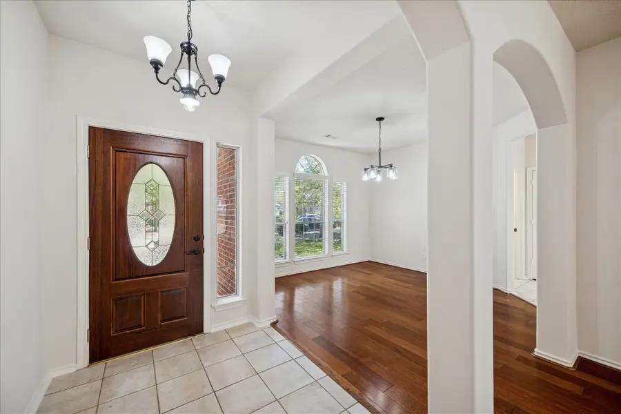 30 Jewelsford Drive, The Woodlands, TX 77382 - Image #3