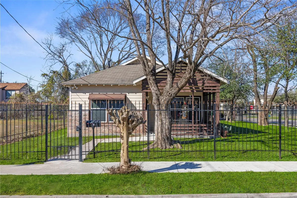 5219 Farmer Street, Houston, TX 77020 - #1