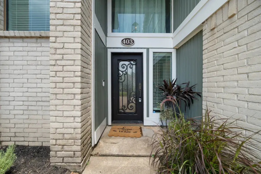 403 Banyan Street, Lake Jackson, TX 77566 - #3