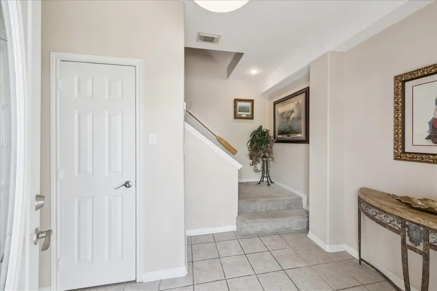 33 N Flamingo Street, La Marque, TX 77568 - #2