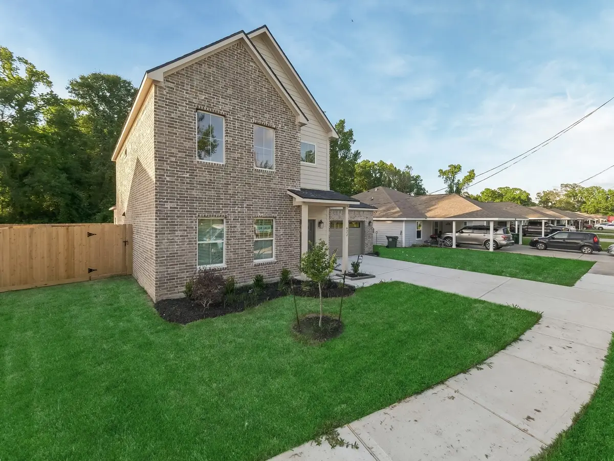 622 Luke Street, Dayton, TX 77535 - #1