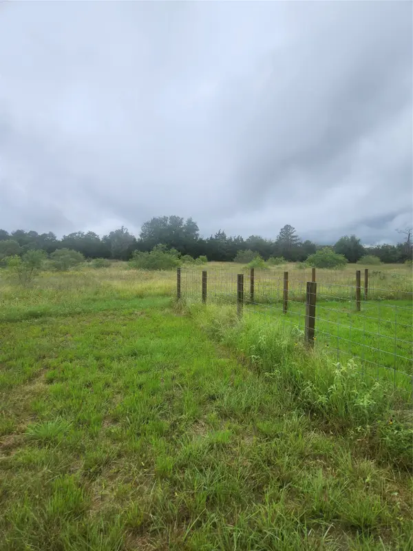 7600 Race Track Road, La Grange, TX 78945