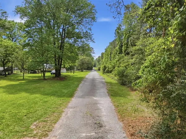 000 Windward Lane, Magnolia, TX 77354