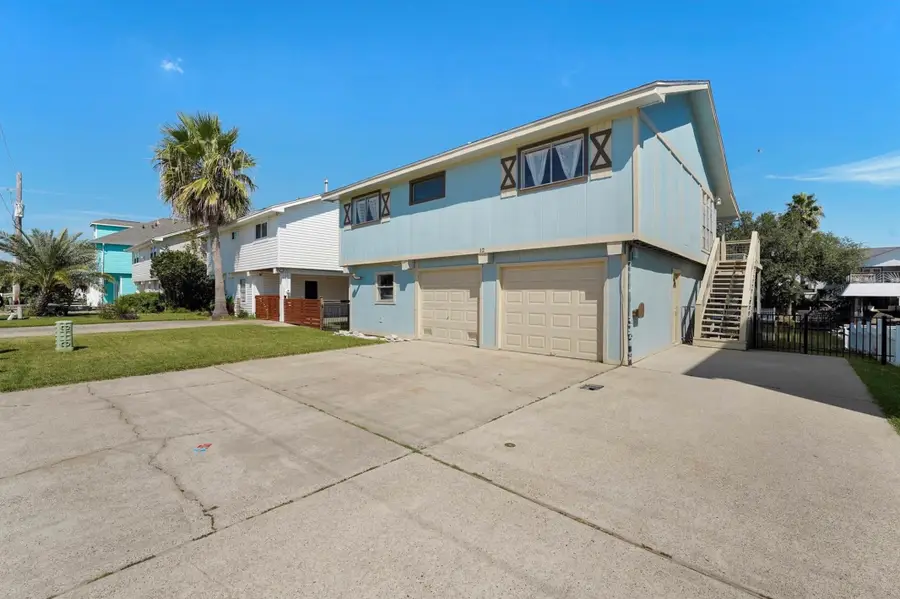 12 S Sandpiper Street, La Marque, TX 77568 - #3
