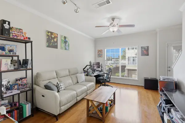 9200 Westheimer Road #1201, Houston, TX 77063