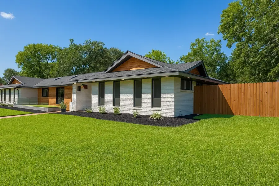 7810 Nairn Street, Houston, TX 77074 - Image #2