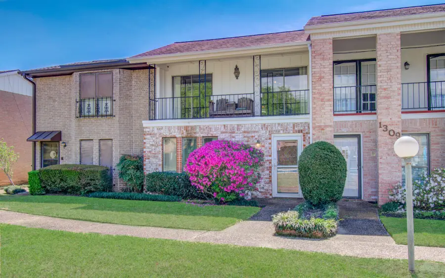 1311 Town Circle #4, Baytown, TX 77520 - #2