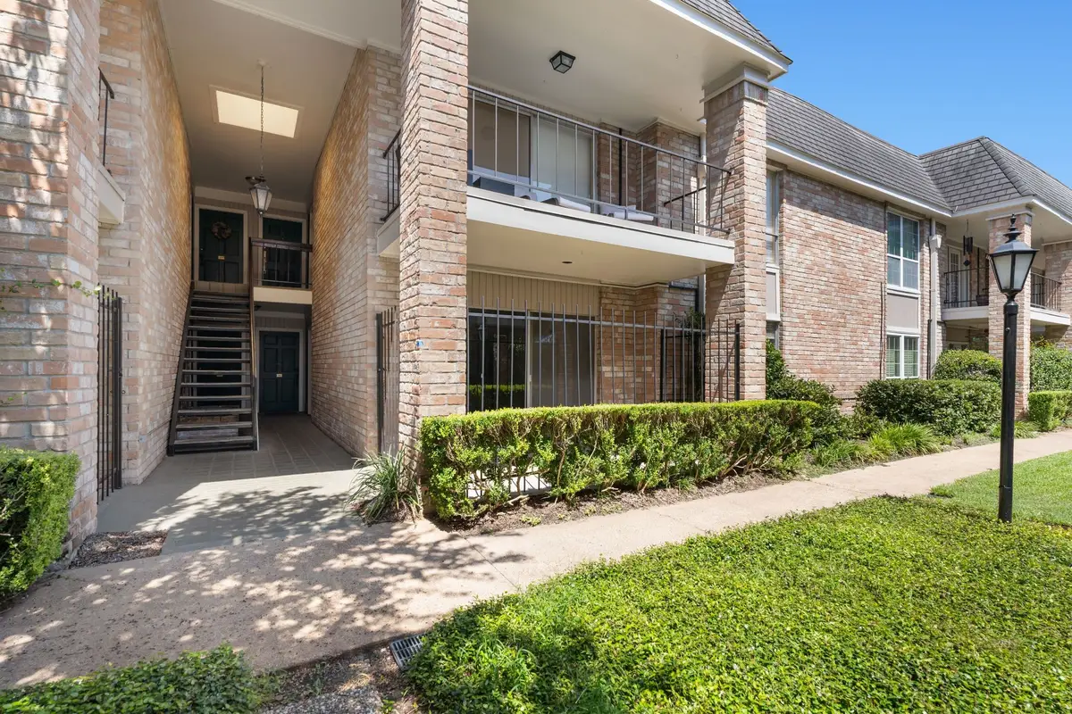 2224 S Piney Point Road #117, Houston, TX 77063 - Image #1