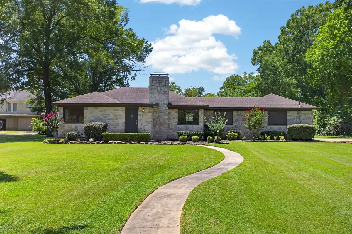 139 S Grace Street, Crockett, TX 75835 - #1