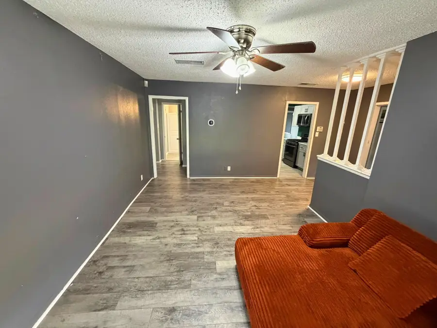 1533 2nd Avenue N, Texas City, TX 77590 - #2