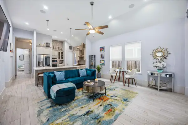 3430 Simmons Street, Houston, TX 77004