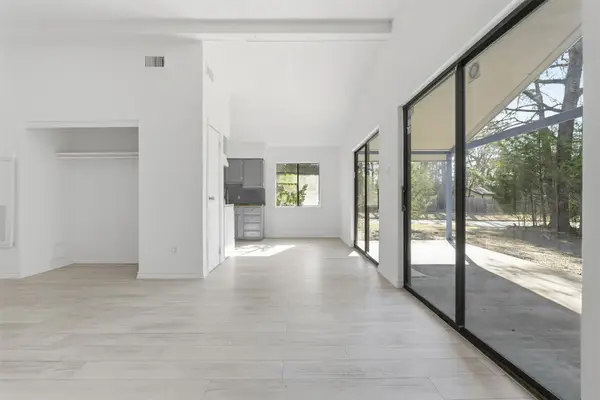 28600 Magnolia Court, Huntsville, TX 77320