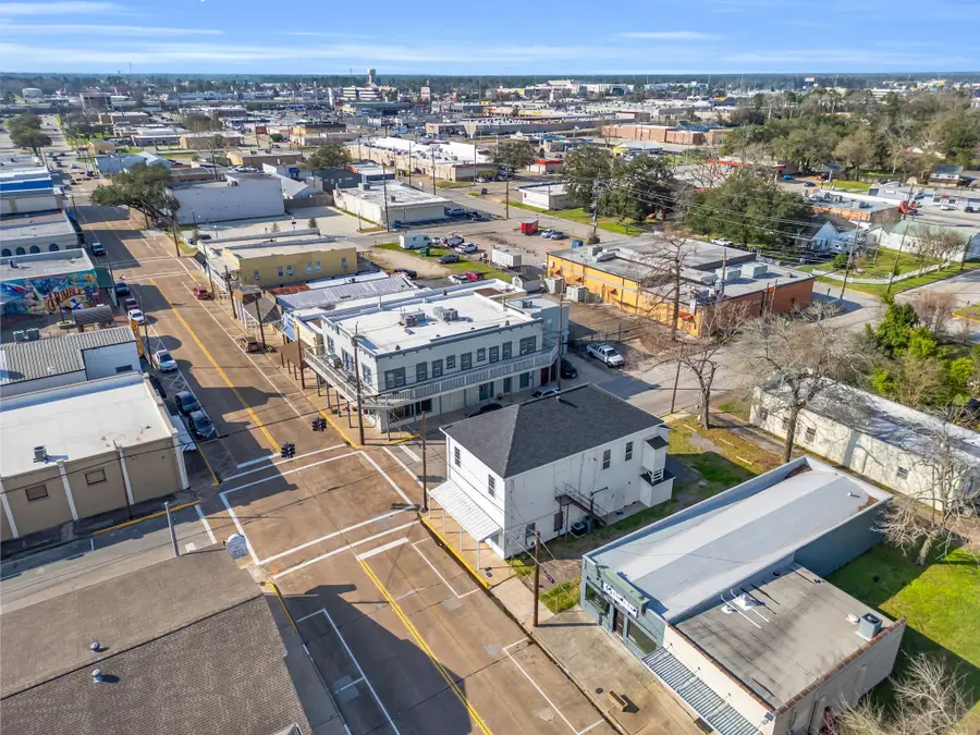 401 E Main Street, Humble, TX 77338 - Image #3