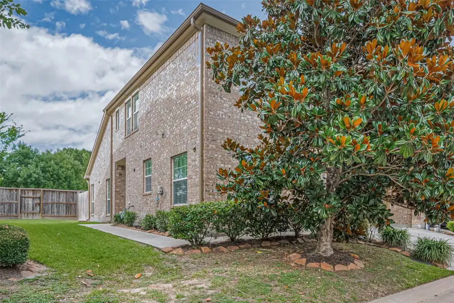 11010 N Bakerwood Drive S, Houston, TX 77064 - Image #3