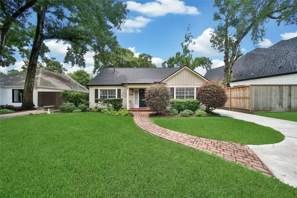 1583 Sue Barnett Drive, Houston, TX 77018