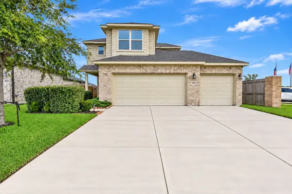 10902 Webber Lane, Texas City, TX 77591