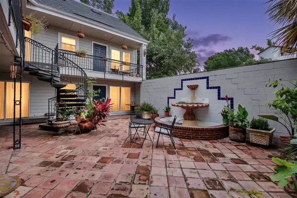 1404 Welch Street #2, Houston, TX 77006