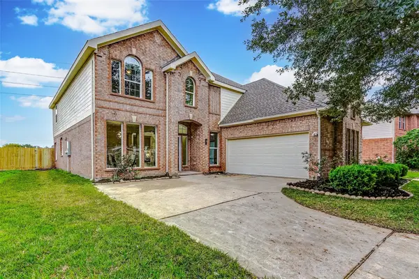1026 Riverchase Drive, Richmond, TX 77469