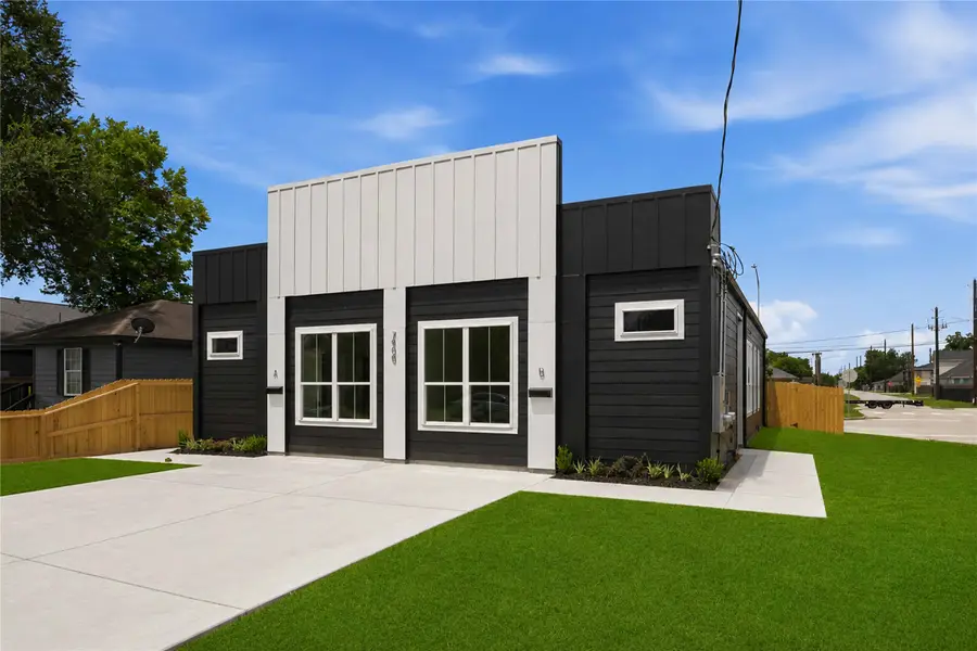 7900 Bowen Street #A-B, Houston, TX 77051 - #2