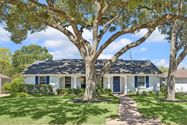 4318 Stillbrooke Drive, Houston, TX 77035