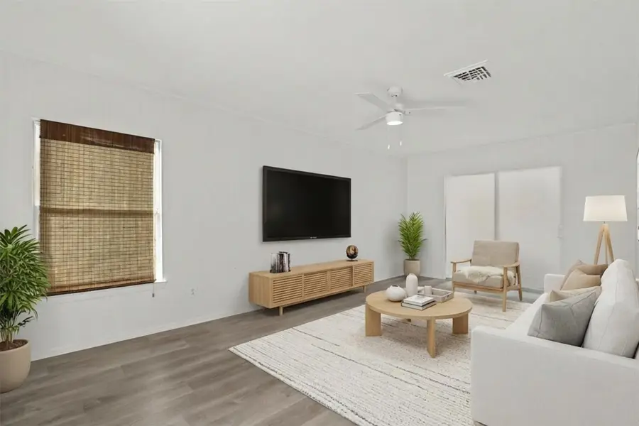 4414 Tavenor Lane, Houston, TX 77047 - Image #3