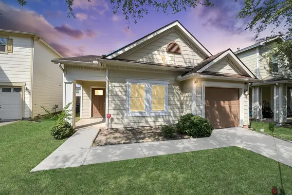 2627 Skyview Shadows Court, Houston, TX 77047