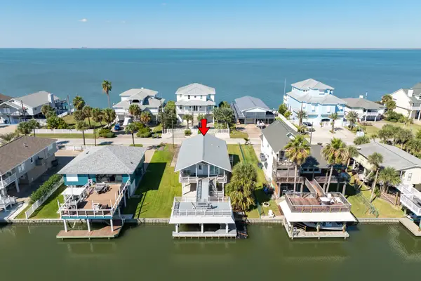 21911 Guadalupe Drive, Galveston, TX 77554