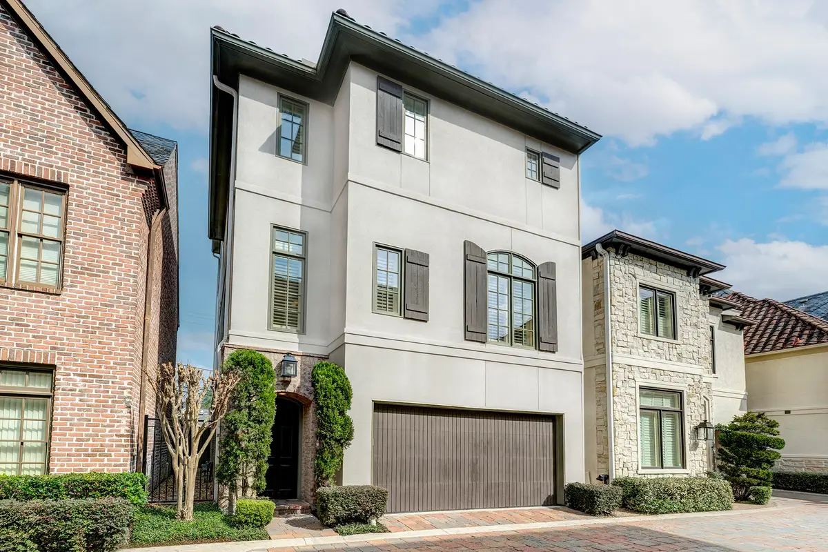 9135 Buffalo Speedway, Houston, TX 77025 - #1