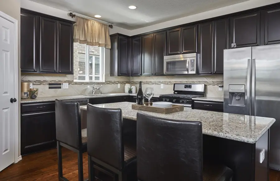 7202 Hobby Wind Ridge Drive, Houston, TX 77075 - Image #2