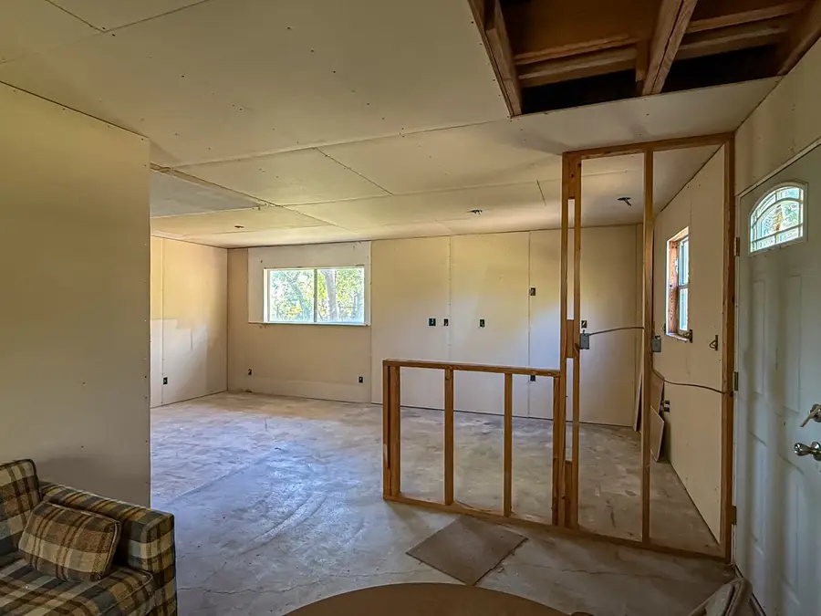 142 W Hickory Cove, Onalaska, TX 77360 - #3
