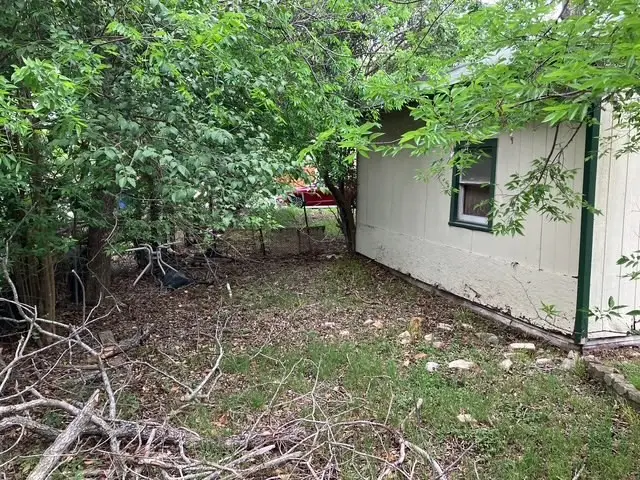 220 S Live Oak Avenue, New Braunfels, TX 78130 - #2
