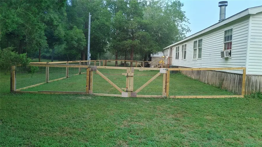 270 Country Way, Smithville, TX 78957 - #2