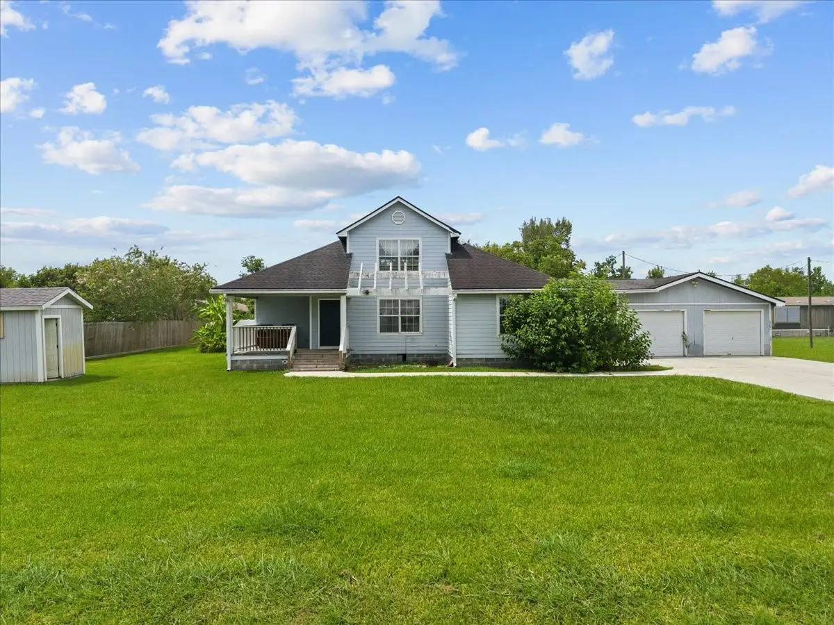 7228 Avenue R, Santa Fe, TX 77510 - #1