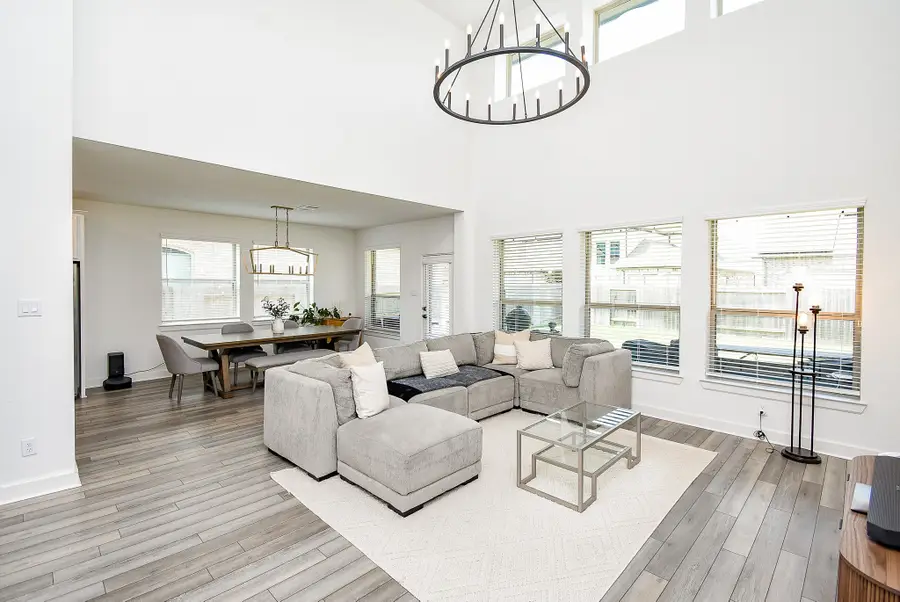 23714 Sweeny Valley Drive, Richmond, TX 77469 - Image #2