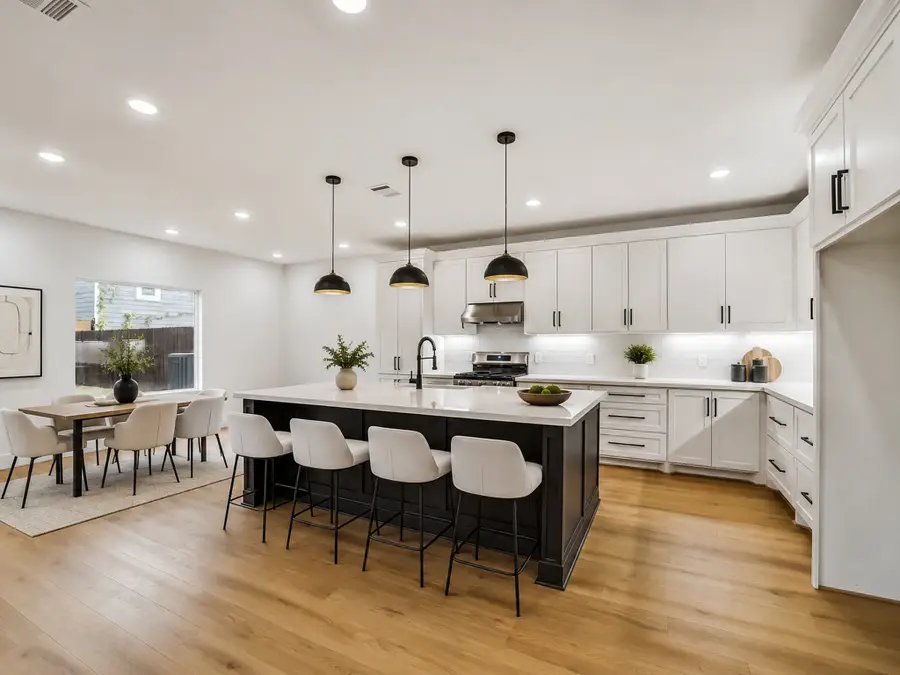 514 Melbourne Street #B, Houston, TX 77022 - #3