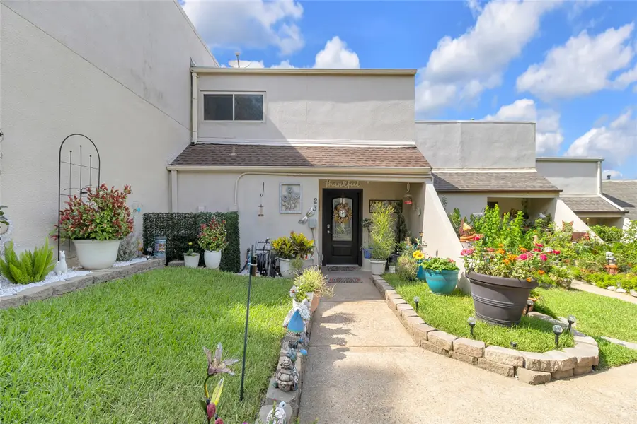 23 April Hill, Montgomery, TX 77356 - #2
