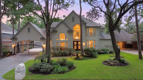 7027 Centre Oaks Drive, Houston, TX 77069