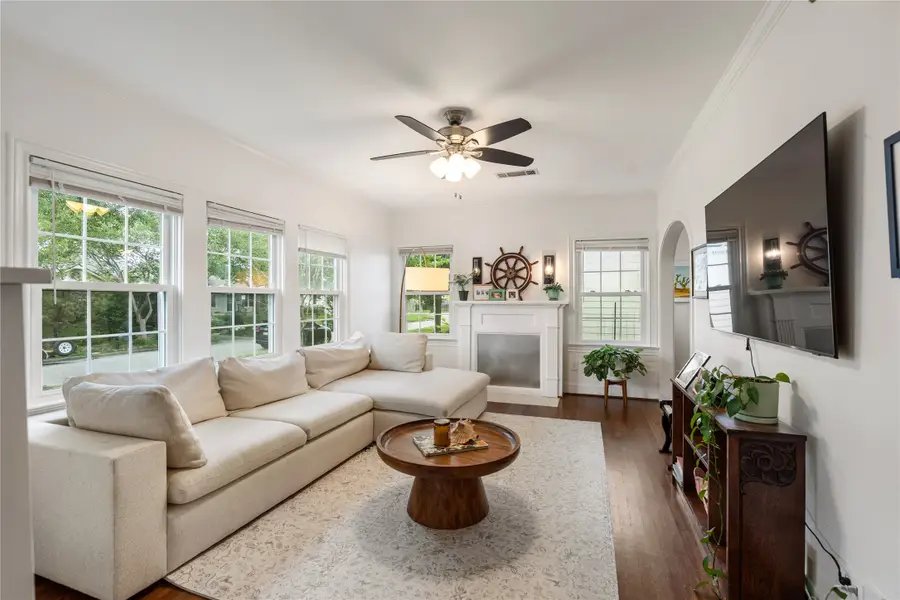 930 Dorothy Street, Houston, TX 77008 - #3