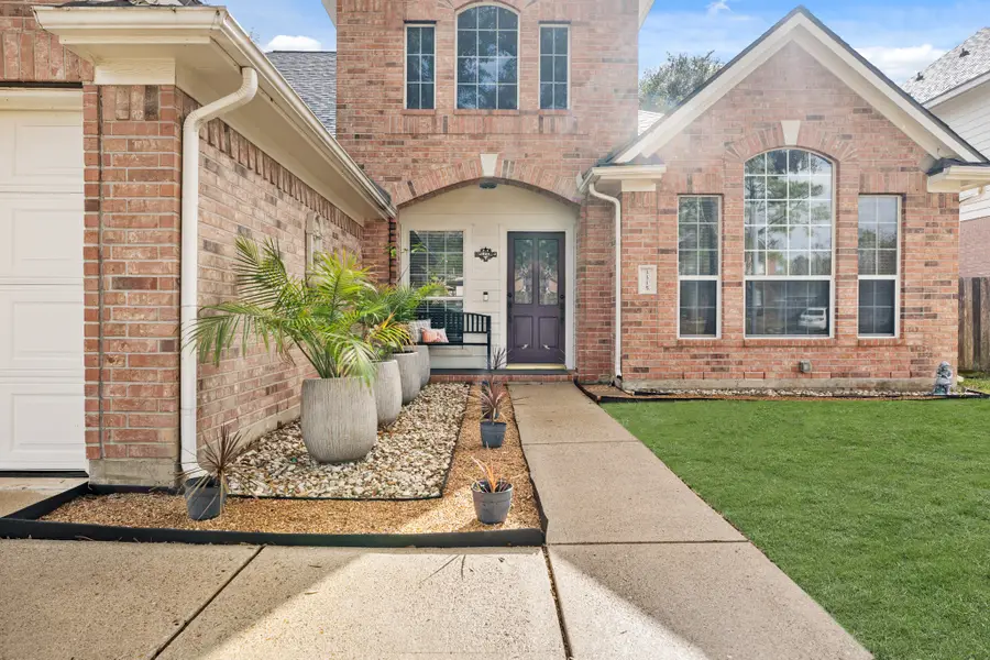 3315 Ridgepoint Court, Pearland, TX 77584 - Image #2