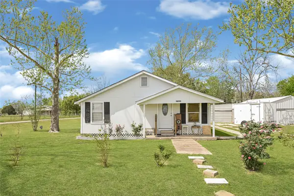 17822 Garland Avenue, Boling, TX 77420