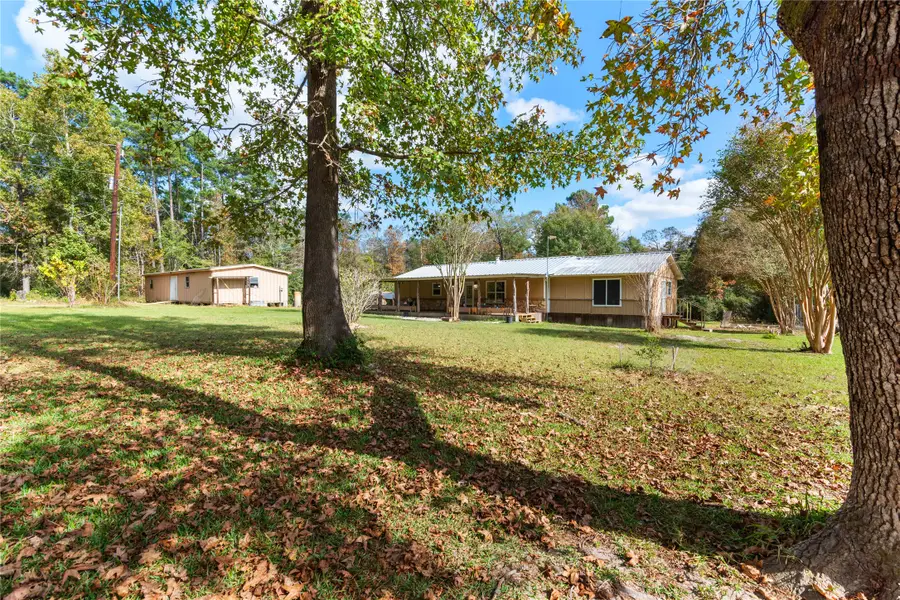 398 Sharon Lane, Willis, TX 77378 - Image #2