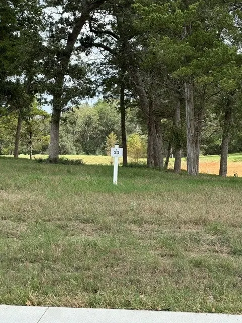 112 Blackbuck Lane W, Columbus, TX 78934
