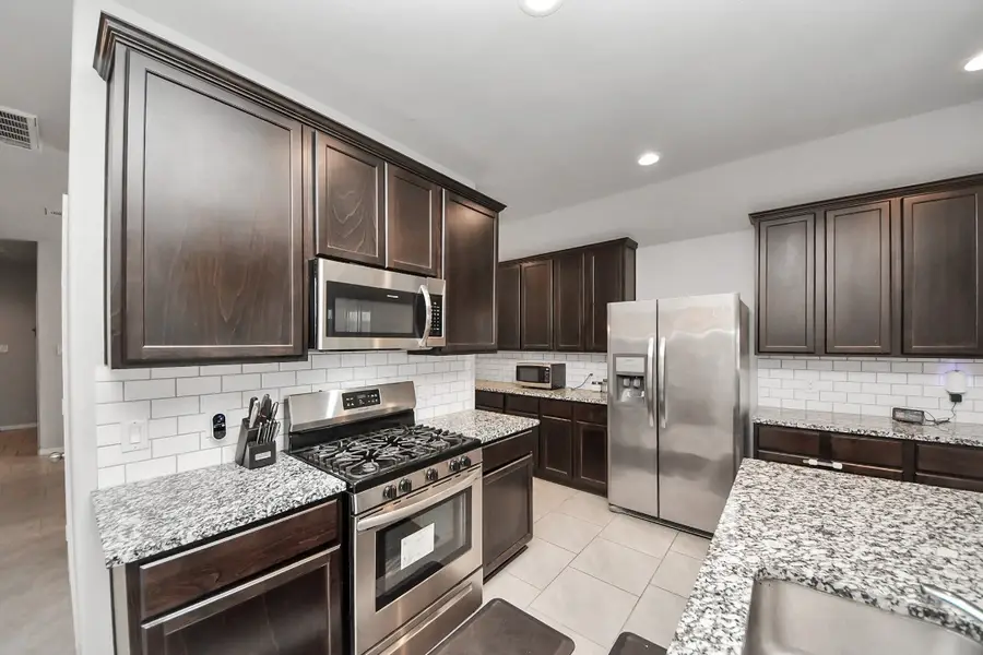 2934 Vales Point Drive, Fresno, TX 77545 - #3