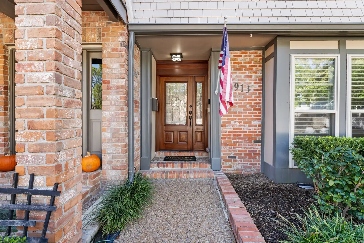 5913 Sugar Hill Drive #225, Houston, TX 77057 - Image #1