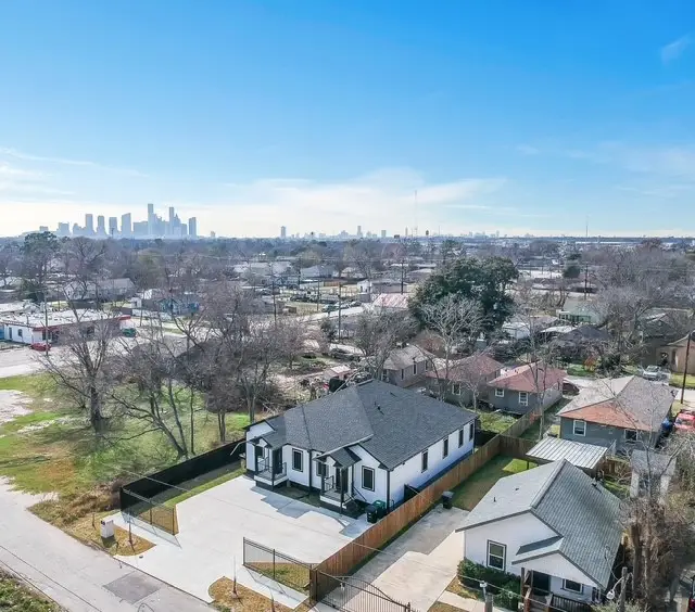 4013 Falls Street, Houston, TX 77026 - #2